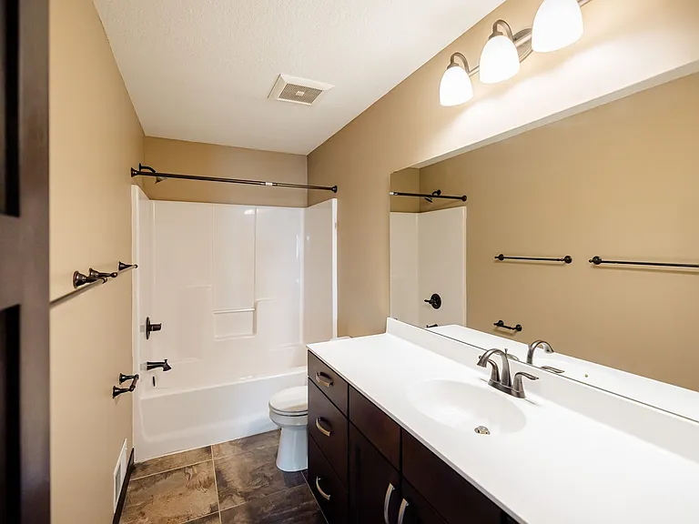 3218 Portage Cir NW — Photo 22