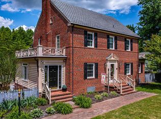 232 Irvington Rd, Kilmarnock, VA 22482