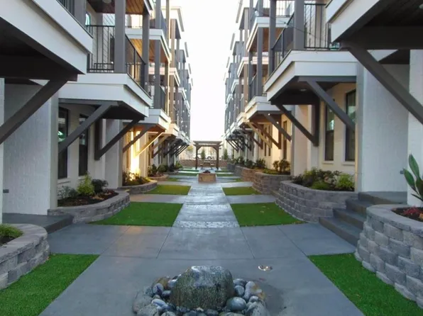 512 E Mobile St, Florence, AL 35630