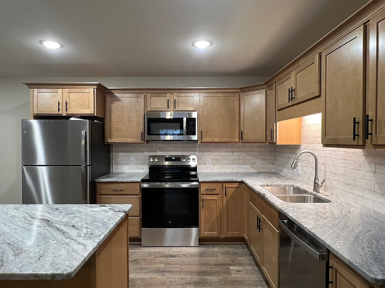 4835 Woodland Park Drive - 5 — Photo 2