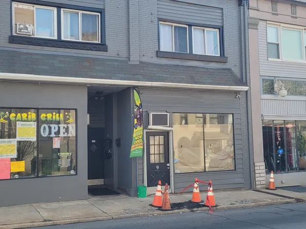 7 S Lansdowne Ave, Lansdowne, PA 19050