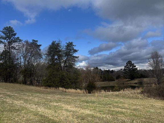 3rd image of 110 Peninsula Rd