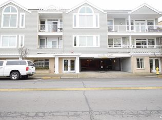 126 3rd Ave N APT 203, Edmonds, WA 98020