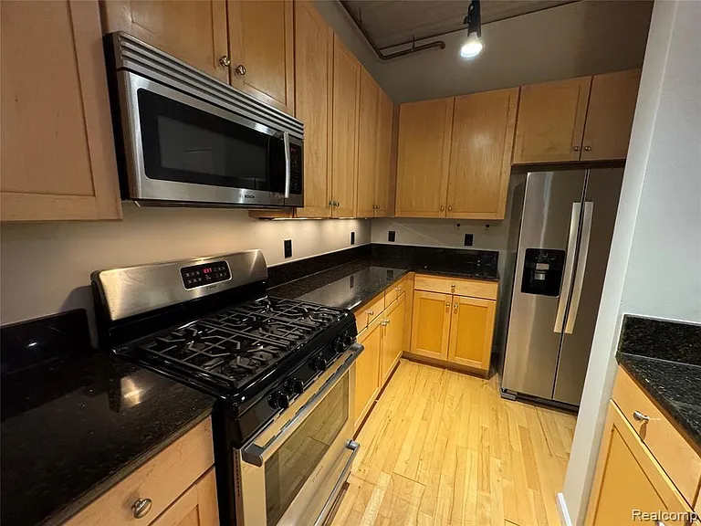 101 S Union St #207 — Photo 9