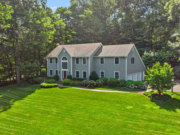 15 Tallwood Road, Southbury, CT 06488