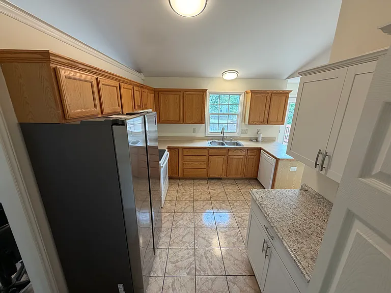 2753 Joyce Ct — Photo 8
