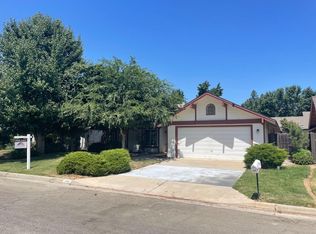 1584 E Utah Ave, Fresno, CA
