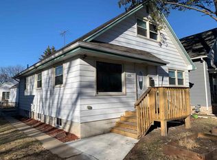 310 G Ave NW, Cedar Rapids, IA 52405