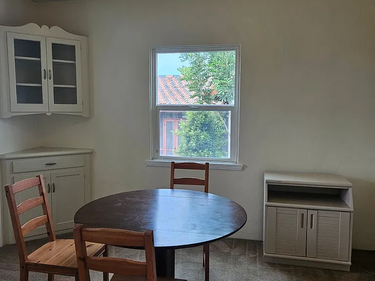 5728 Adelaide Ave — Photo 8