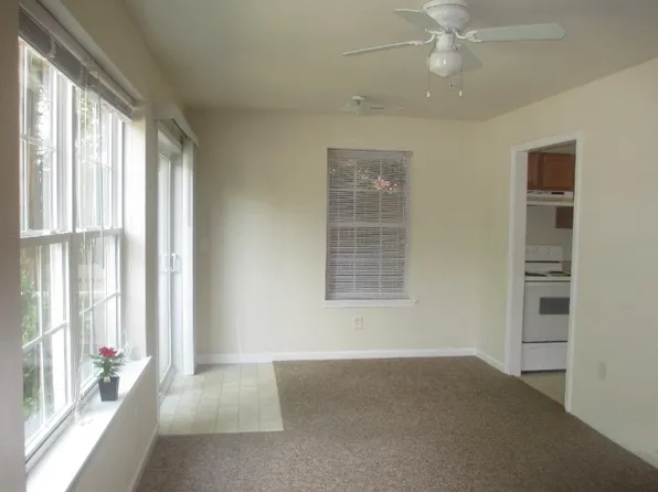 1021 Carlton Ave APT 101, Raleigh, NC 27606