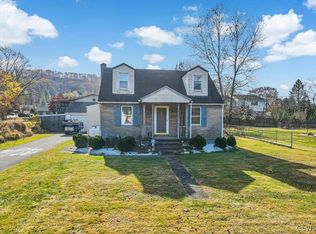 2132 Riverside Dr, Bethlehem, PA 18015