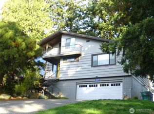16475 Fairway Dr, Burlington, WA