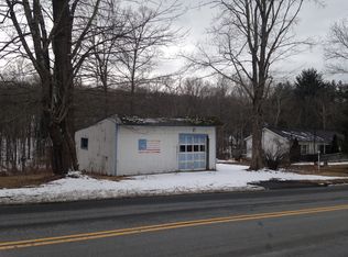 49 Breakneck Hill Rd, Middlebury, CT 06762