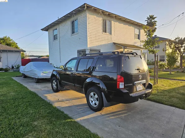 154 W Chanslor Ave, Richmond, CA 94801