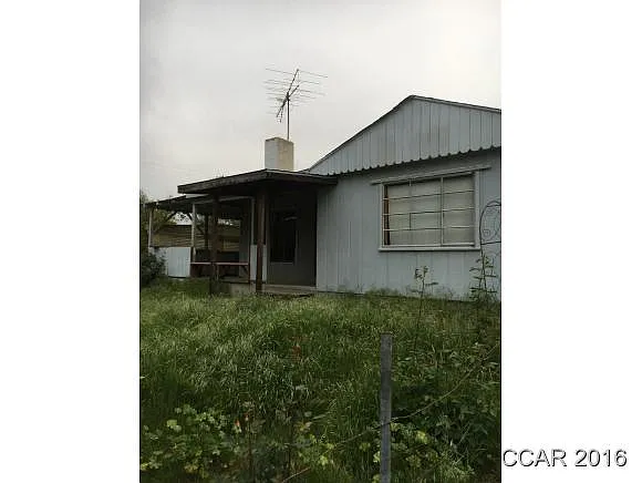 664 Gardner Ln photo 1