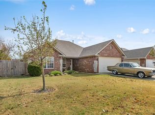 703 SW Sandrock Rd, Bentonville, AR 72712