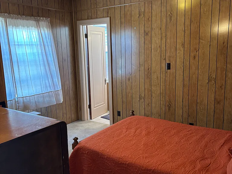 401 Onyx St #1 — Photo 5