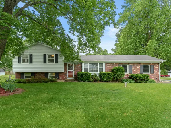 4564 Sparrow Ave, Kalamazoo, MI 49004