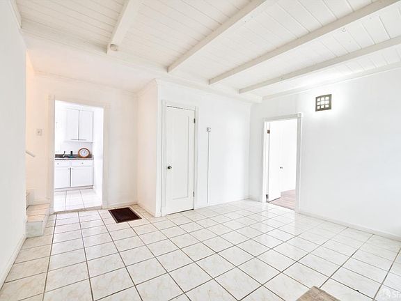 2nd image of 6029 Macarthur Blvd