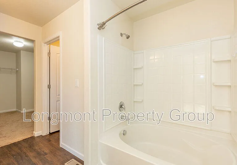 1518 Sepia Ave — Photo 15