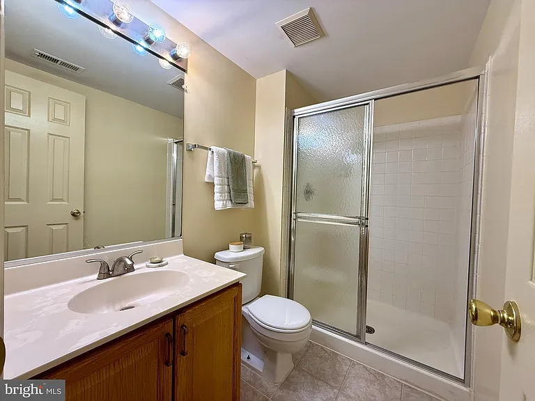 5304 Buxton Ct — Photo 25