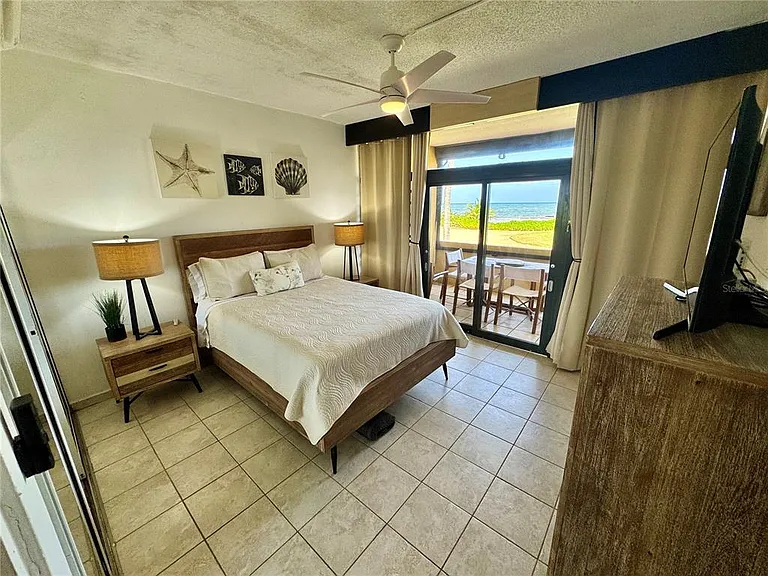 222 Beach Village Dr — Photo 5
