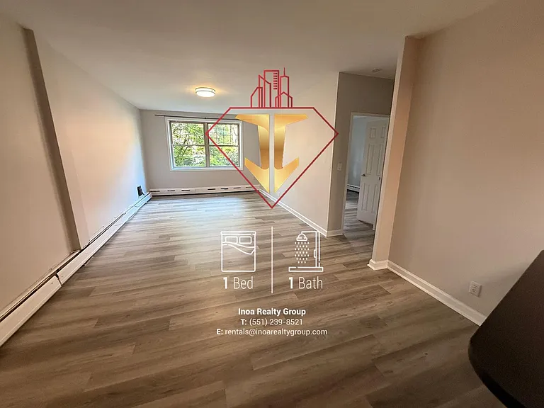 37-39 Duncan Ave #1B — Photo 4