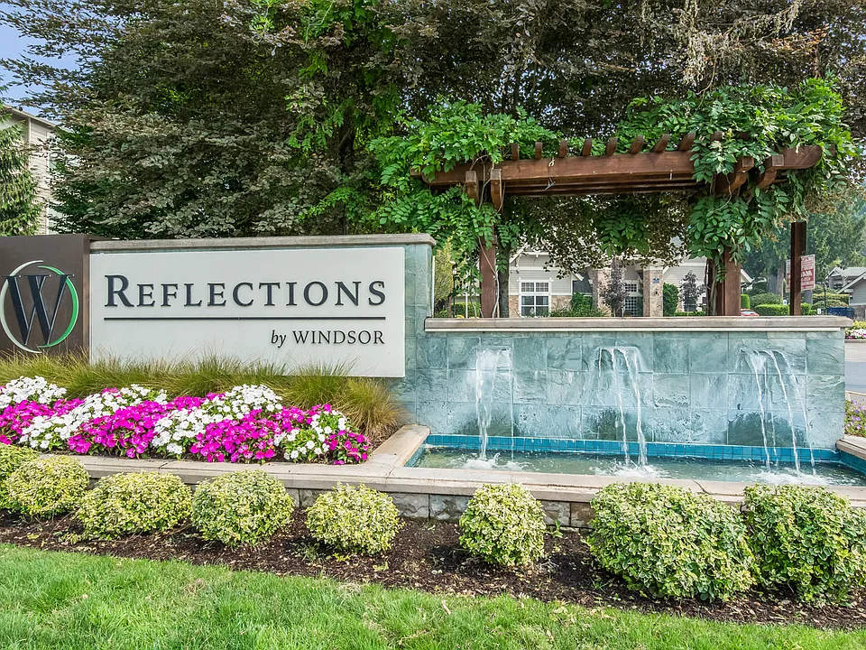 Ideally located in Redmond, Washington with easy access to I-520/I-405