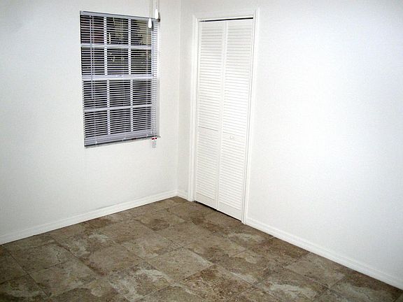 5th image of 1737 San Mateo Dr