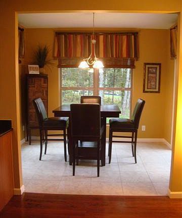 4th image of 3712 Montgomery Way