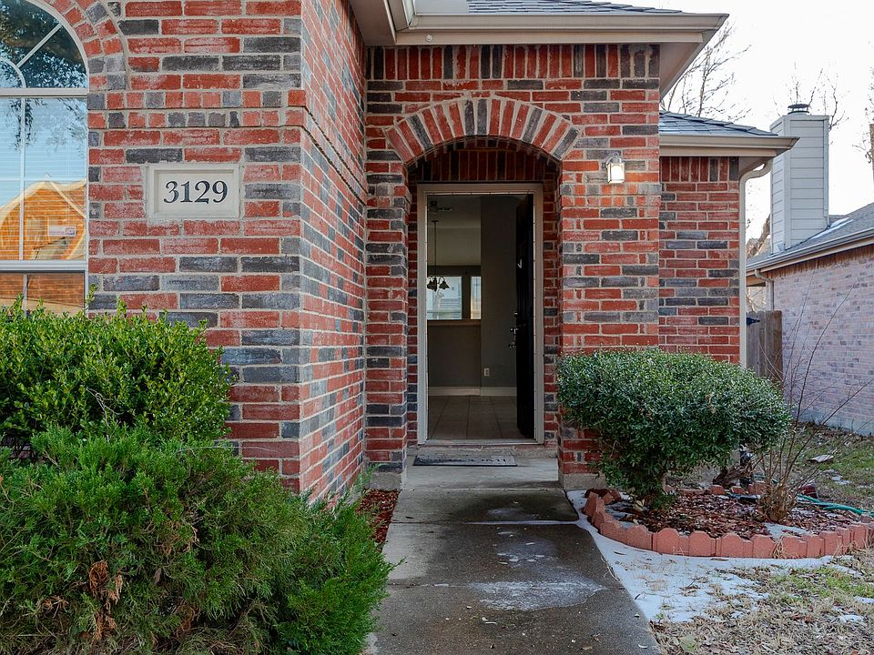 1st image of 3129 Kennedy Dr
