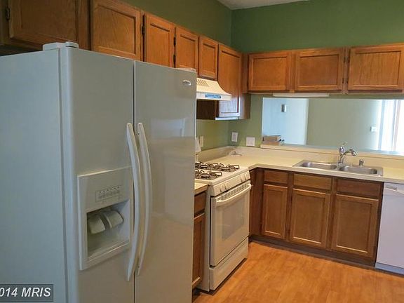 4th image of 12133 Wedgeway Ct