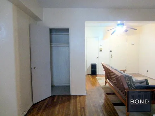 Rented by Bond New York | media 43