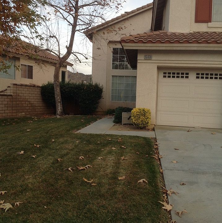 2nd image of 15830 Oliver St