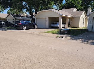 5536 Club Crest Dr, Mesquite, TX