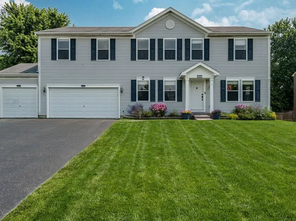 105 Ridgestone Trl, Poplar Grove, IL 61065