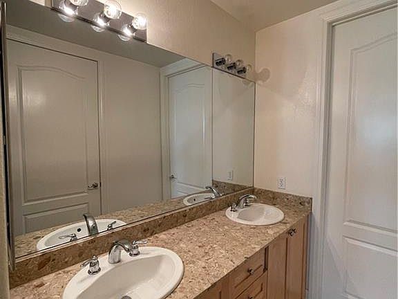 4th image of 68 E Serene Ave Unit 322