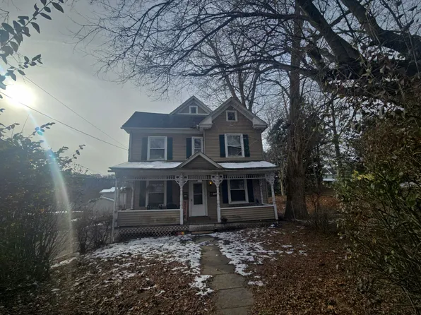 1159 Market St, Sunbury, PA 17801