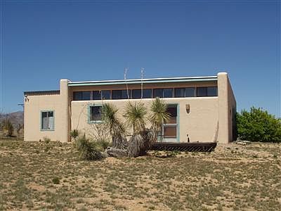 2nd image of 4777 W Perry Rd