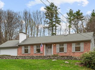 7 Pine Dr, Bedford, NH 03110