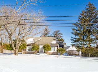 22 Oakview Hwy, East Hampton, NY 11937