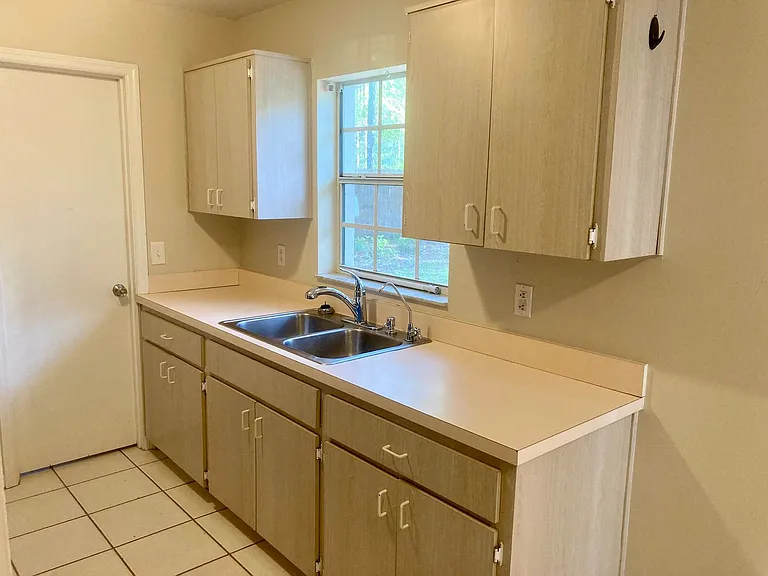 8489 N Sue Marie Point — Photo 10