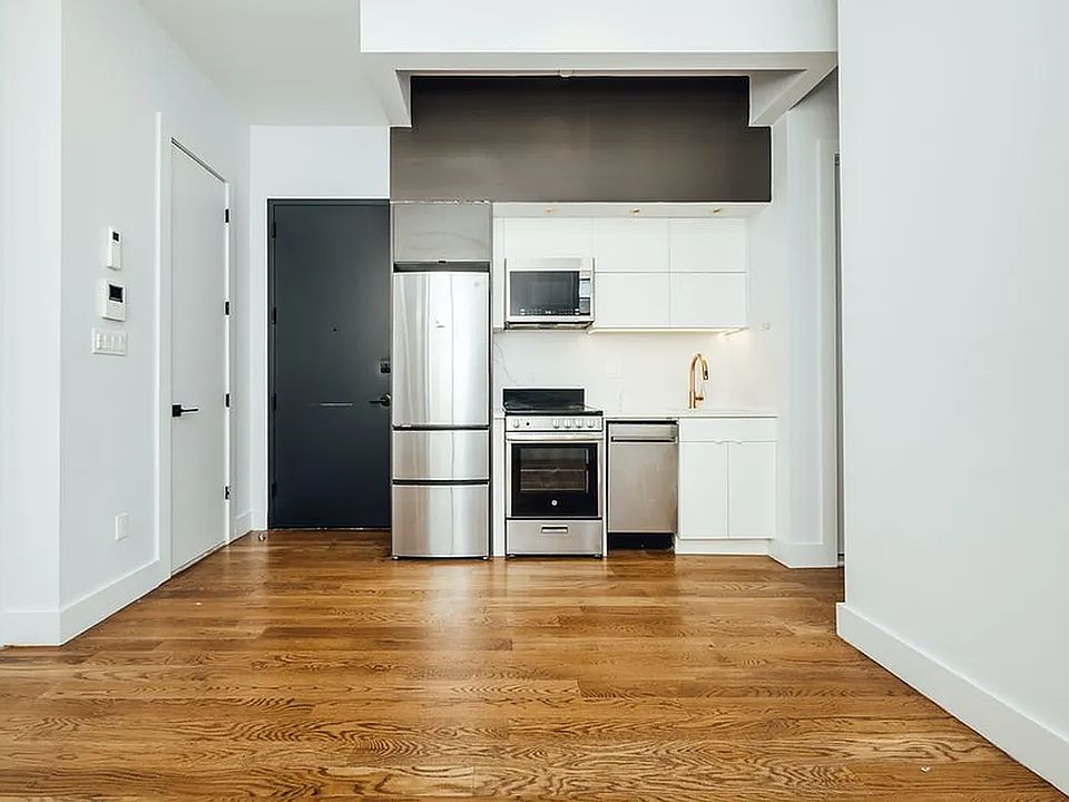 1st image of 1338 Gates Ave #2C