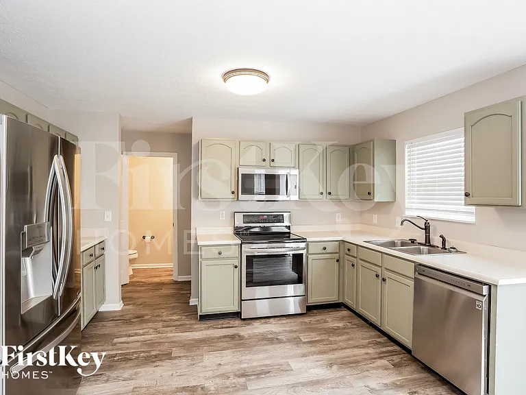 10949 Gresham Pl — Photo 5