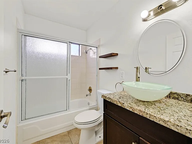 3956 Clear View Dr — Photo 23