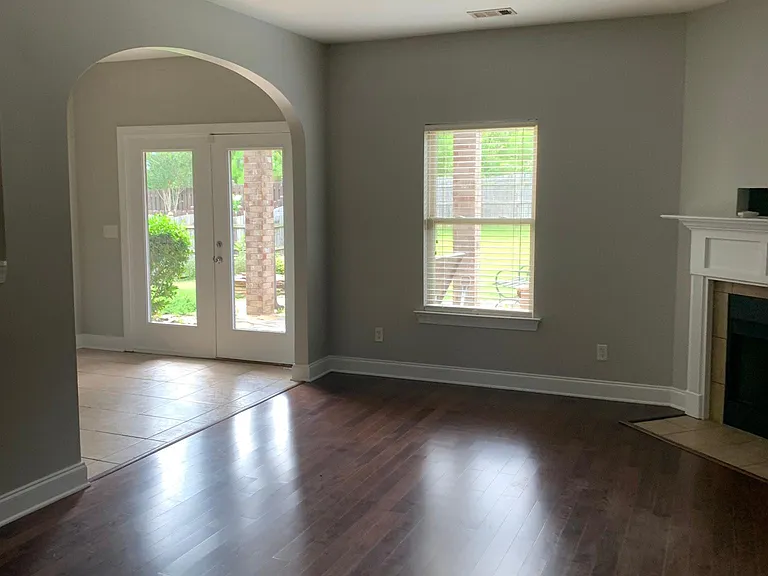 156 Glen Cross Cir — Photo 9