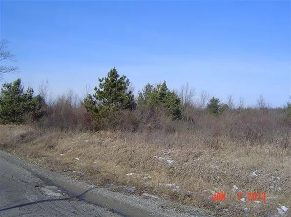4261 Whitehall Rd, Muskegon, MI 49445