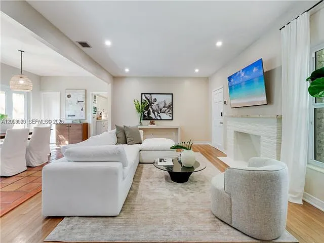 414 Camilo Ave — Photo 12