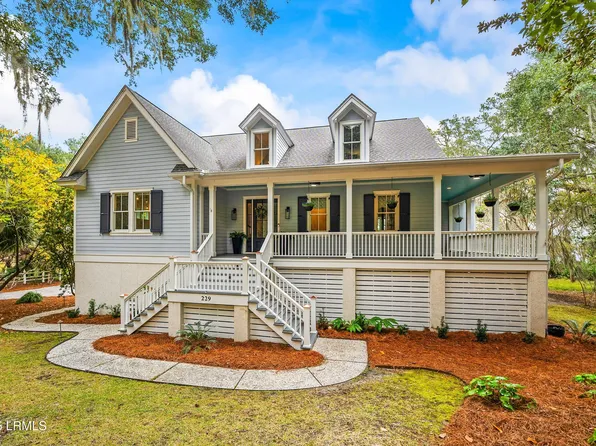 229 De La Gaye Point, Beaufort, SC 29902