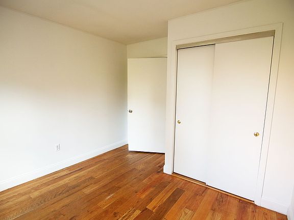 4th image of 424 Lafayette Ave #5